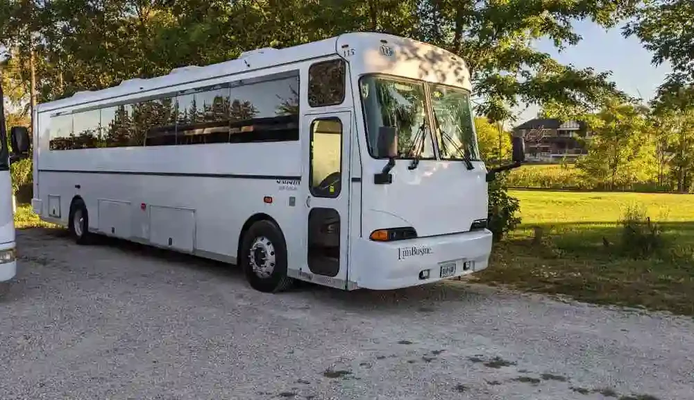 Mississauga Party Bus